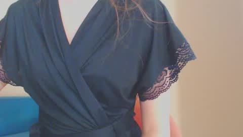 Ice online show from December 7, 2:24 pm