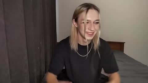 Snapshot of icebenz chatting on November 20, 12:49 pm Jade online show from November 20, 12:49 pm