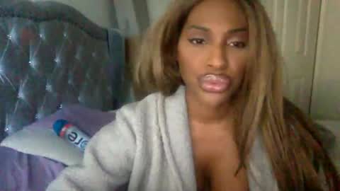 Snapshot of icedcoffeex chatting on February 5, 12:20 am icedcoffeex online show from February 5, 12:20 am