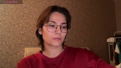 Snapshot of iceeheart chatting on August 7, 1:51 am Ksenia online show from August 7, 1:51 am
