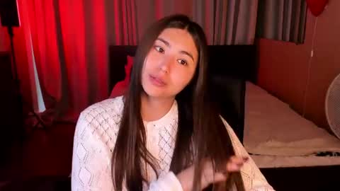 Snapshot of iceicebabe_ chatting on June 25, 2:00 am Aiza online show from June 25, 2:00 am