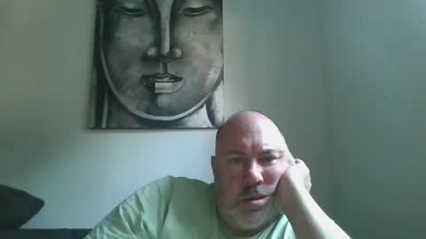 Snapshot of iceoli123 chatting on December 26, 11:10 am iceoli123 online show from December 26, 11:10 am