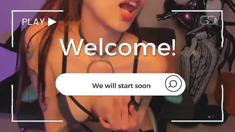 Snapshot of ichika__oto chatting on May 18, 1:35 am Natalia online show from May 18, 1:35 am