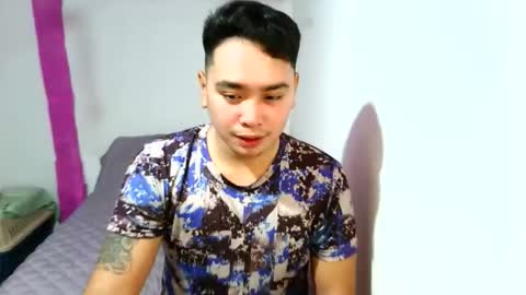 iconic_vince online show from September 12, 1:11 pm