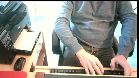Snapshot of icumalot4you chatting on May 20, 8:42 am icumalot4you online show from May 20, 8:42 am