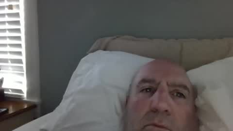 Snapshot of icumming chatting on March 12, 12:04 pm icumming online show from March 12, 12:04 pm