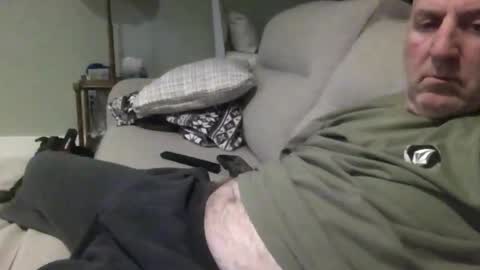 icumming online show from March 23, 2:26 am