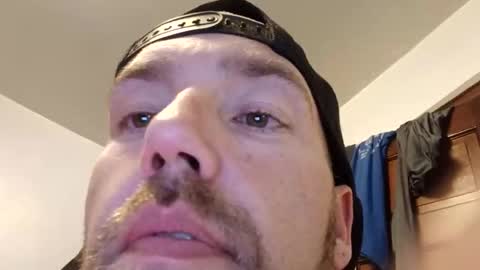 icyfucktoy online show from October 24, 1:57 am