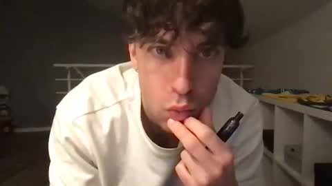 Snapshot of icyninesix chatting on December 16, 12:59 am icyninesix online show from December 16, 12:59 am