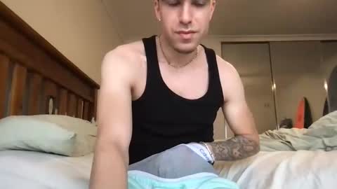 Snapshot of icyninesix chatting on February 22, 6:17 am icyninesix online show from February 22, 6:17 am