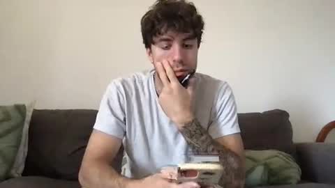 Snapshot of icyninesix chatting on October 30, 11:16 pm icyninesix online show from October 30, 11:16 pm