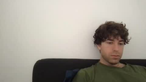 Snapshot of icyninesix chatting on November 28, 2:47 am icyninesix online show from November 28, 2:47 am