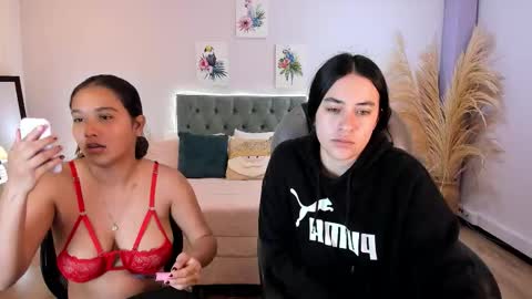 Icy online show from November 22, 10:14 am