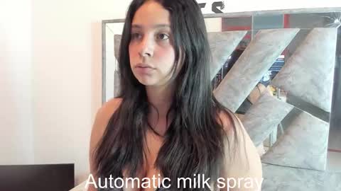 Idara Zanin online show from December 22, 11:29 am