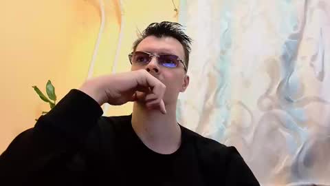 idici online show from December 8, 10:03 pm