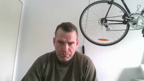 idontknowwhy1 online show from February 16, 9:59 am