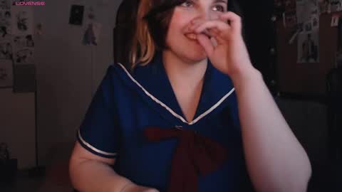 Saya online show from May 21, 7:32 pm
