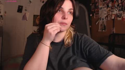 Saya online show from May 24, 10:26 pm