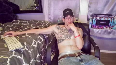 Snapshot of igetherwetter chatting on January 4, 6:52 am Amiri Roue online show from January 4, 6:52 am