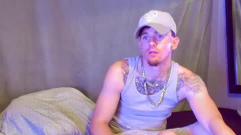 Snapshot of igetherwetter chatting on January 15, 6:01 am Amiri Roue online show from January 15, 6:01 am