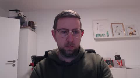 Snapshot of iggi2707 chatting on December 17, 8:01 am ner d online show from December 17, 8:01 am