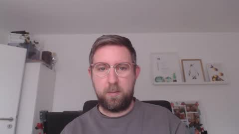 Snapshot of iggi2707 chatting on January 9, 9:48 am ner d online show from January 9, 9:48 am