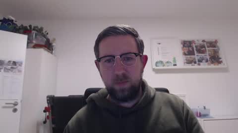 Snapshot of iggi2707 chatting on February 4, 5:55 pm ner d online show from February 4, 5:55 pm