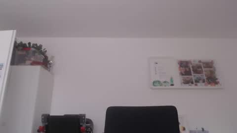 Snapshot of iggi2707 chatting on February 7, 8:55 am ner d online show from February 7, 8:55 am