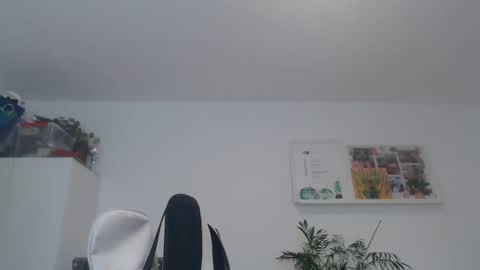 Snapshot of iggi2707 chatting on February 21, 8:51 am ner d online show from February 21, 8:51 am