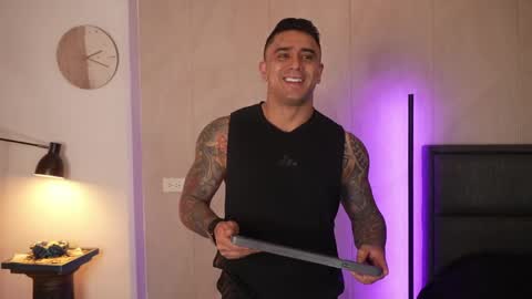 Igor scott online show from April 16, 2:23 am