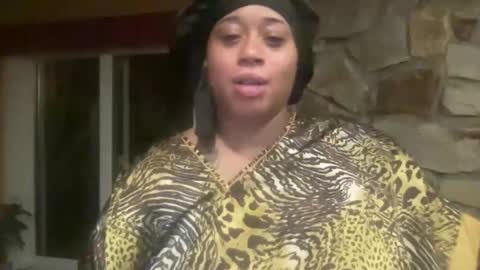 Snapshot of ih8vyx chatting on September 27, 5:23 am ih8vyx online show from September 27, 5:23 am