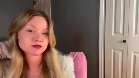 cassie online show from February 11, 3:44 am