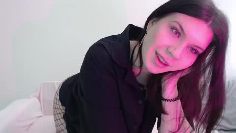 Vella online show from September 29, 9:58 am