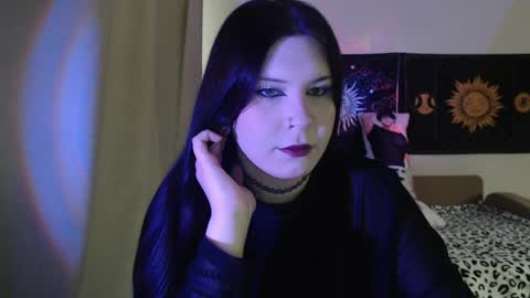 Vella online show from May 24, 3:28 pm