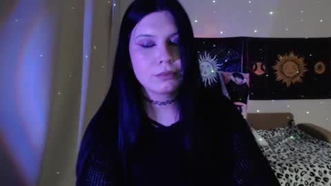 Snapshot of iintimate_flesh chatting on June 20, 10:56 pm Vella online show from June 20, 10:56 pm