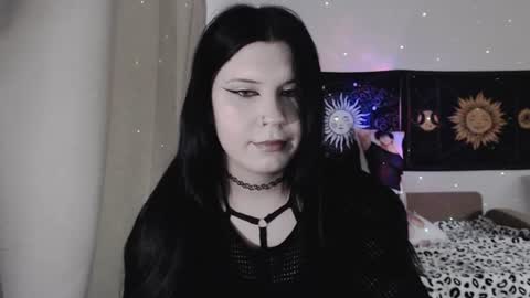 Snapshot of iintimate_flesh chatting on July 8, 6:01 pm Vella online show from July 8, 6:01 pm