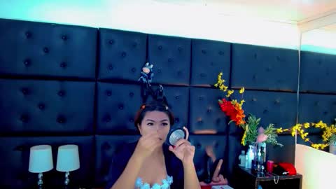 iisalombardi online show from April 7, 2:12 am