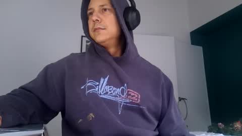 ijustjerk online show from October 3, 11:18 am