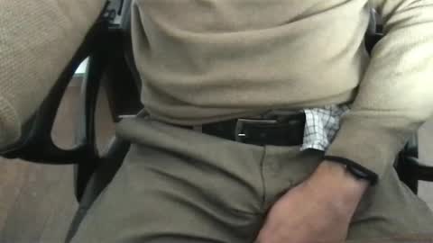 ikeresba online show from December 17, 12:33 pm