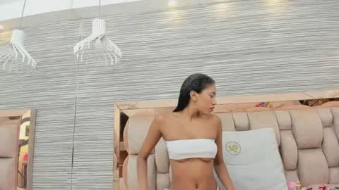 ikia lopez online show from June 23, 11:52 am