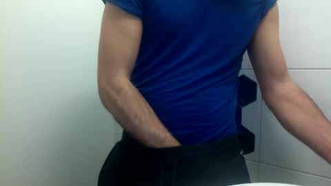 ilcaponero online show from March 26, 11:10 pm