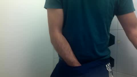 ilcaponero online show from April 14, 11:44 pm