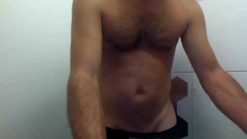 Snapshot of ilcaponero chatting on July 20, 9:50 pm ilcaponero online show from July 20, 9:50 pm