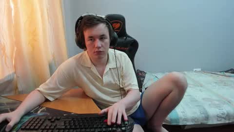 iliaskris online show from February 1, 8:57 am