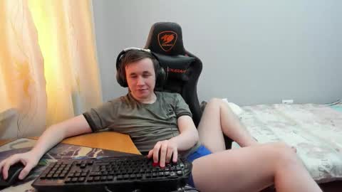 iliaskris online show from February 3, 6:40 am