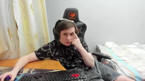 iliaskris online show from March 14, 8:14 pm