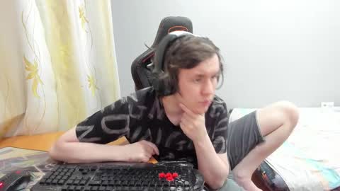 iliaskris online show from March 24, 4:12 pm