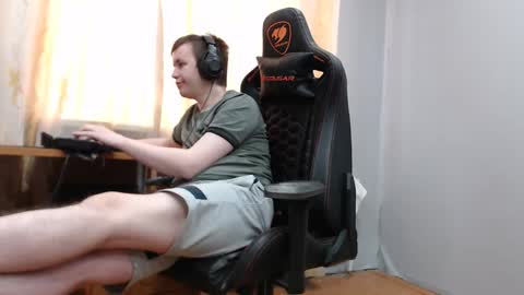 lord online show from December 19, 8:10 am