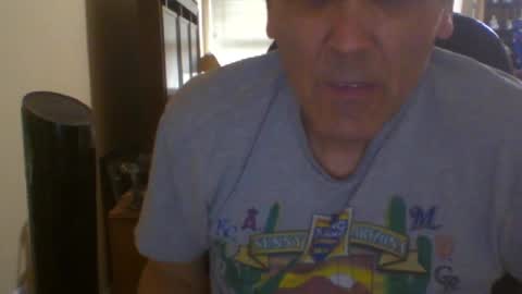 ilike2expose online show from February 2, 5:04 pm