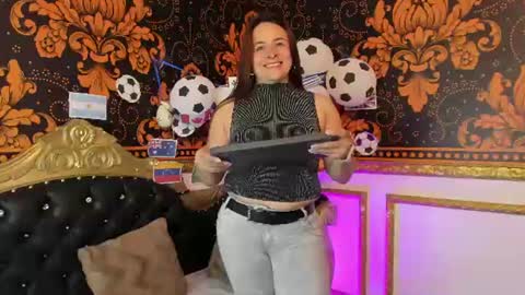 LILY online show from July 6, 11:29 am